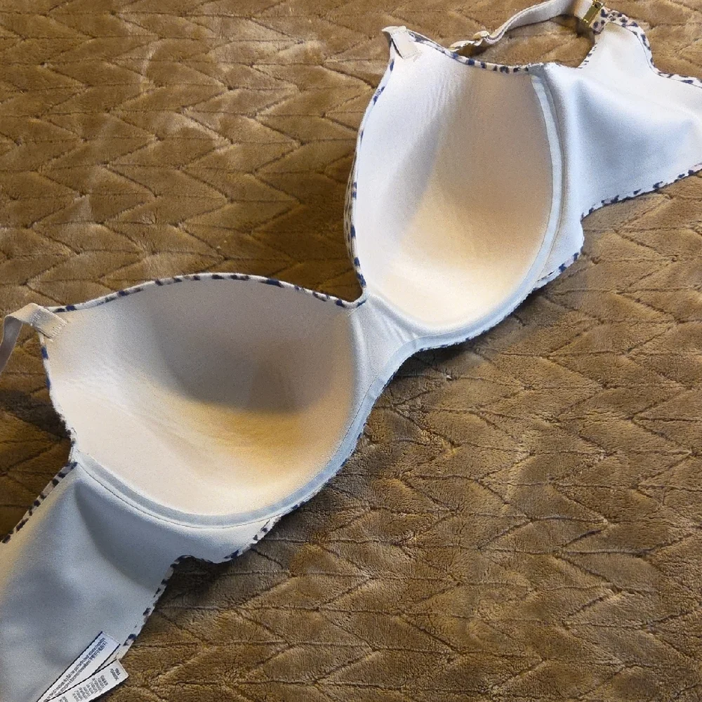 Leopard Print Women's Bra - Picture 3 of 4
